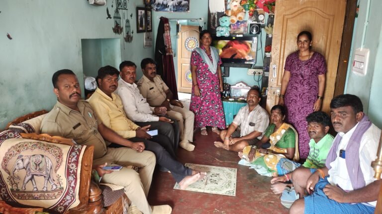 ಚಿಕ್ಕಬಳ್ಳಾಪುರದಲ್ಲಿ “ಮನೆ ಮನೆಗೆ ಪೊಲೀಸ್” ಕಾರ್ಯಕ್ರಮ