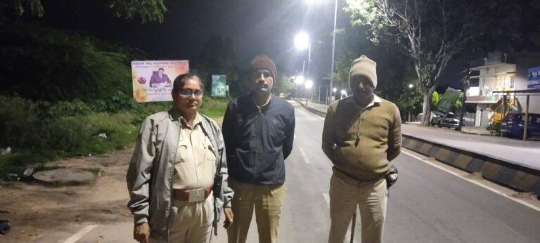 ಕೋಲಾರದಲ್ಲಿ ಪೋಲೀಸರ ತಪಾಸಣೆ