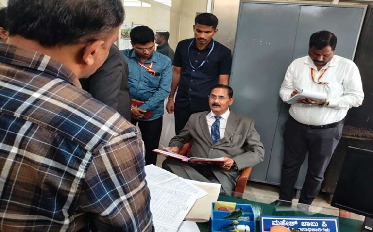 ಖಜಾನೆ ಕಚೇರಿಗಳಿಗೆ ಲೋಕಾಯುಕ್ತರ ಶಾಕ್: 3 ಕಡೆ ದಿಢೀರ್ ತಪಾಸಣೆ!